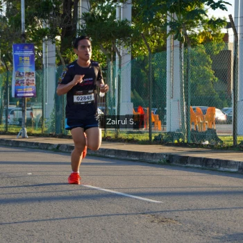 Runner Photo 1616261