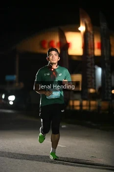 Runner Photo 1616282