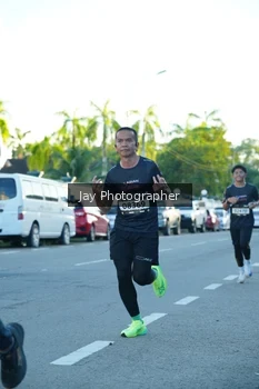 Runner Photo 1616286