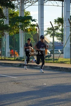 Runner Photo 1616336