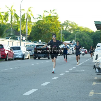 Runner Photo 1616362