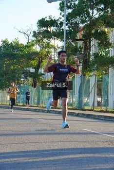 Runner Photo 1616401