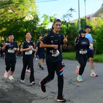 Runner Photo 1616408