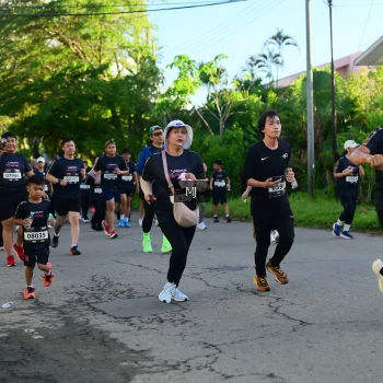 Runner Photo 1616454
