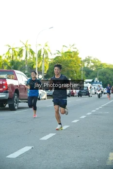 Runner Photo 1616506