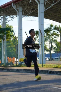 Runner Photo 1616509