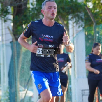 Runner Photo 1616525