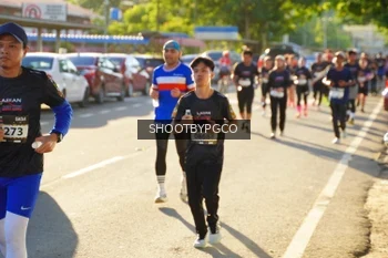Runner Photo 1616551
