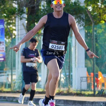 Runner Photo 1616553