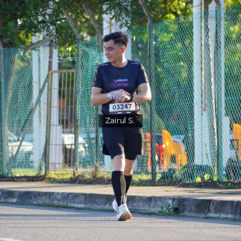 Runner Photo 1616632