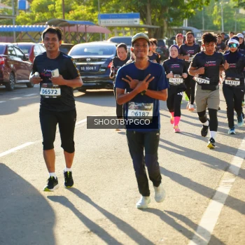 Runner Photo 1616655