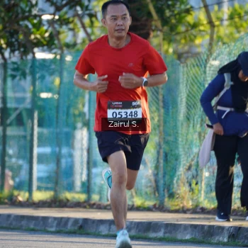 Runner Photo 1616671