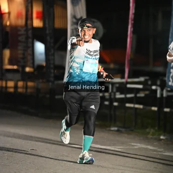 Runner Photo 1616780