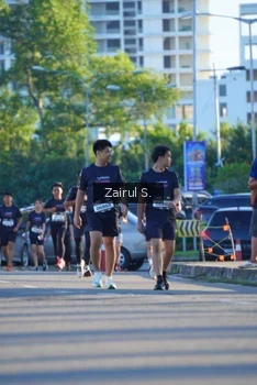 Runner Photo 1616916