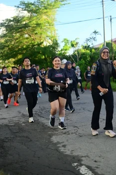 Runner Photo 1616970