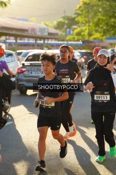 Runner Photo 1617004