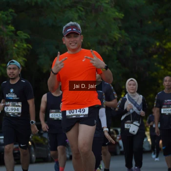Runner Photo 1617160