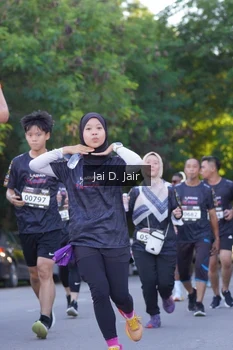 Runner Photo 1617190
