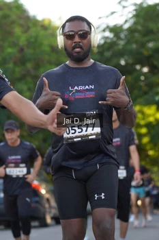 Runner Photo 1617239