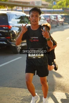 Runner Photo 1617265