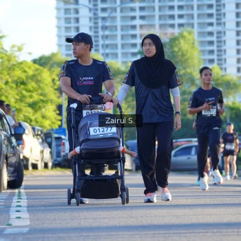 Runner Photo 1617317