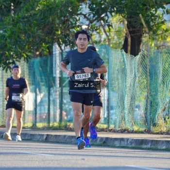 Runner Photo 1617408