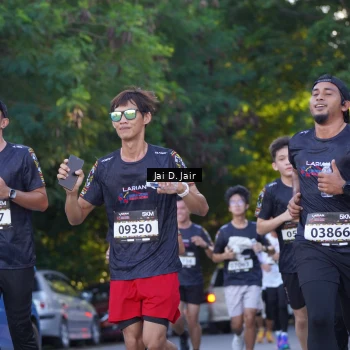 Runner Photo 1617427