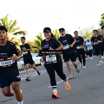 Runner Photo 1617481
