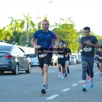 Runner Photo 1617524