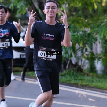 Runner Photo 1617567