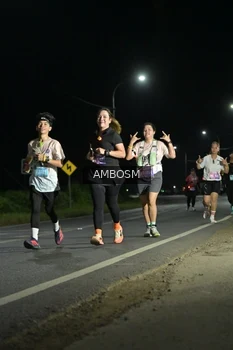 Runner Photo 1617579