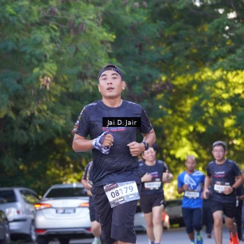 Runner Photo 1617611