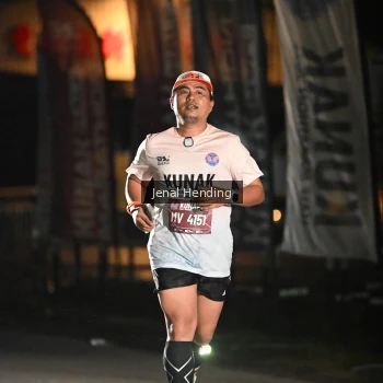 Runner Photo 1617685