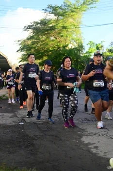 Runner Photo 1617687