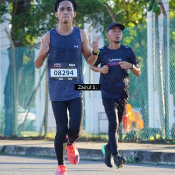 Runner Photo 1617713