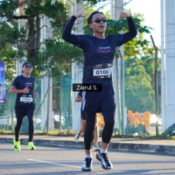 Runner Photo 1617803