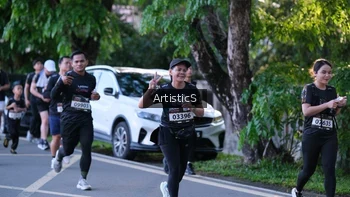 Runner Photo 1617913