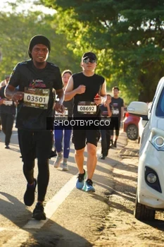 Runner Photo 1617937