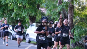 Runner Photo 1617981
