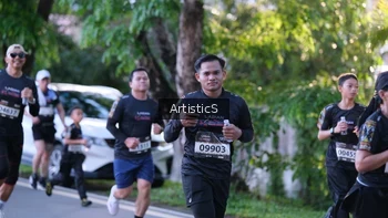 Runner Photo 1618001