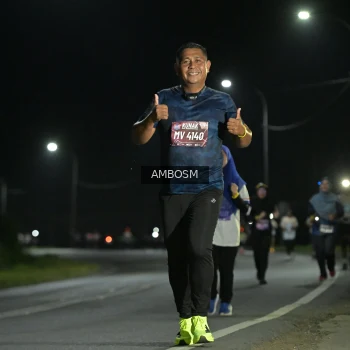 Runner Photo 1618013
