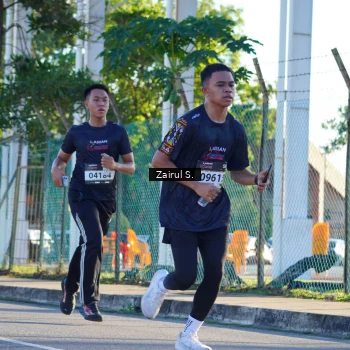 Runner Photo 1618038