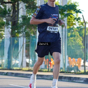 Runner Photo 1618058