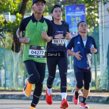Runner Photo 1618085