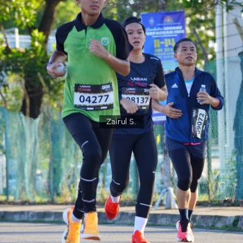 Runner Photo 1618098