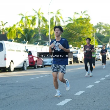Runner Photo 1618266