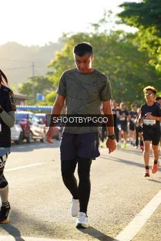 Runner Photo 1618585