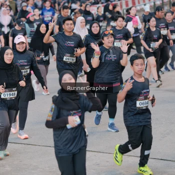 Runner Photo 1618657
