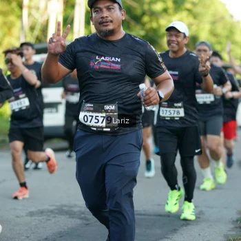 Runner Photo 1618839