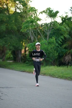 Runner Photo 1618947